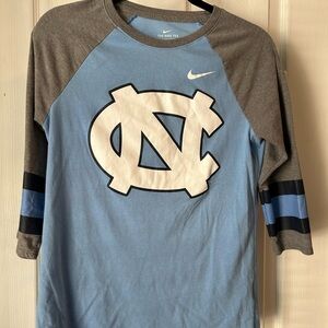 UNC Nike 3/4 sleeve shirt. Size M